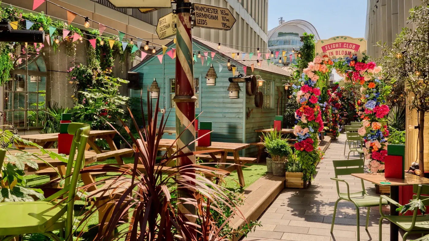 victoria outdoor terrace